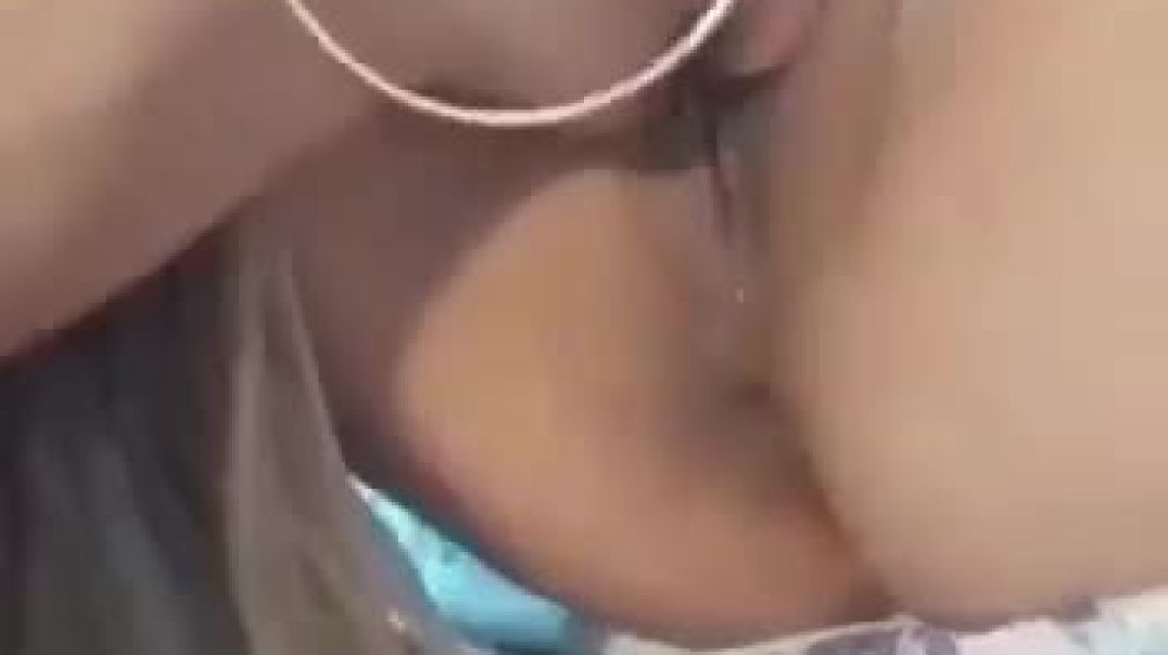 ⁣sister ki choot chati full lesbian scene with sister new