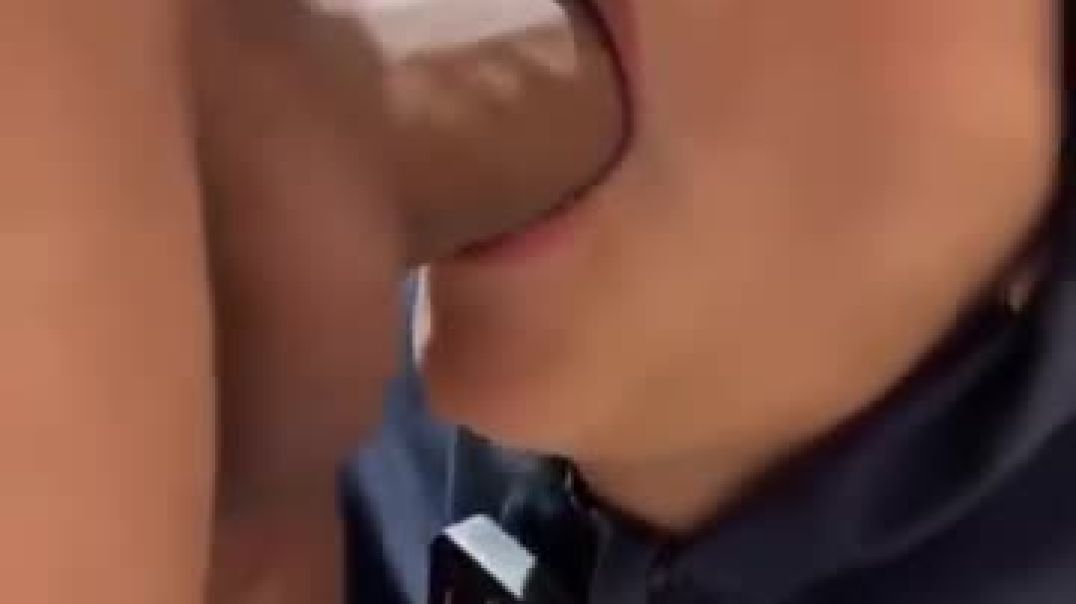 ⁣BANGAL WIFE SUCKING A DICK